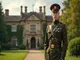 desiree-nick-ermoeglicht-sohn-adeliges-leben-und-karriere-im-britischen-militaer